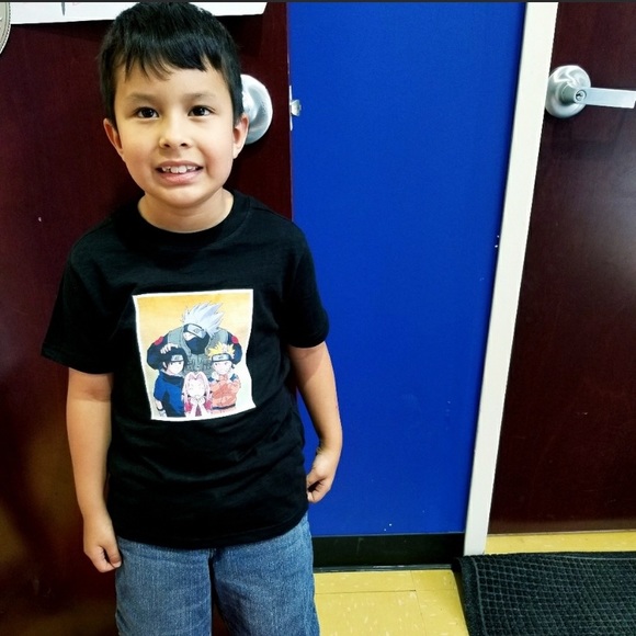 BRAND NEW “NARUTO AND FRIENDS”  TEE - Picture 2 of 4